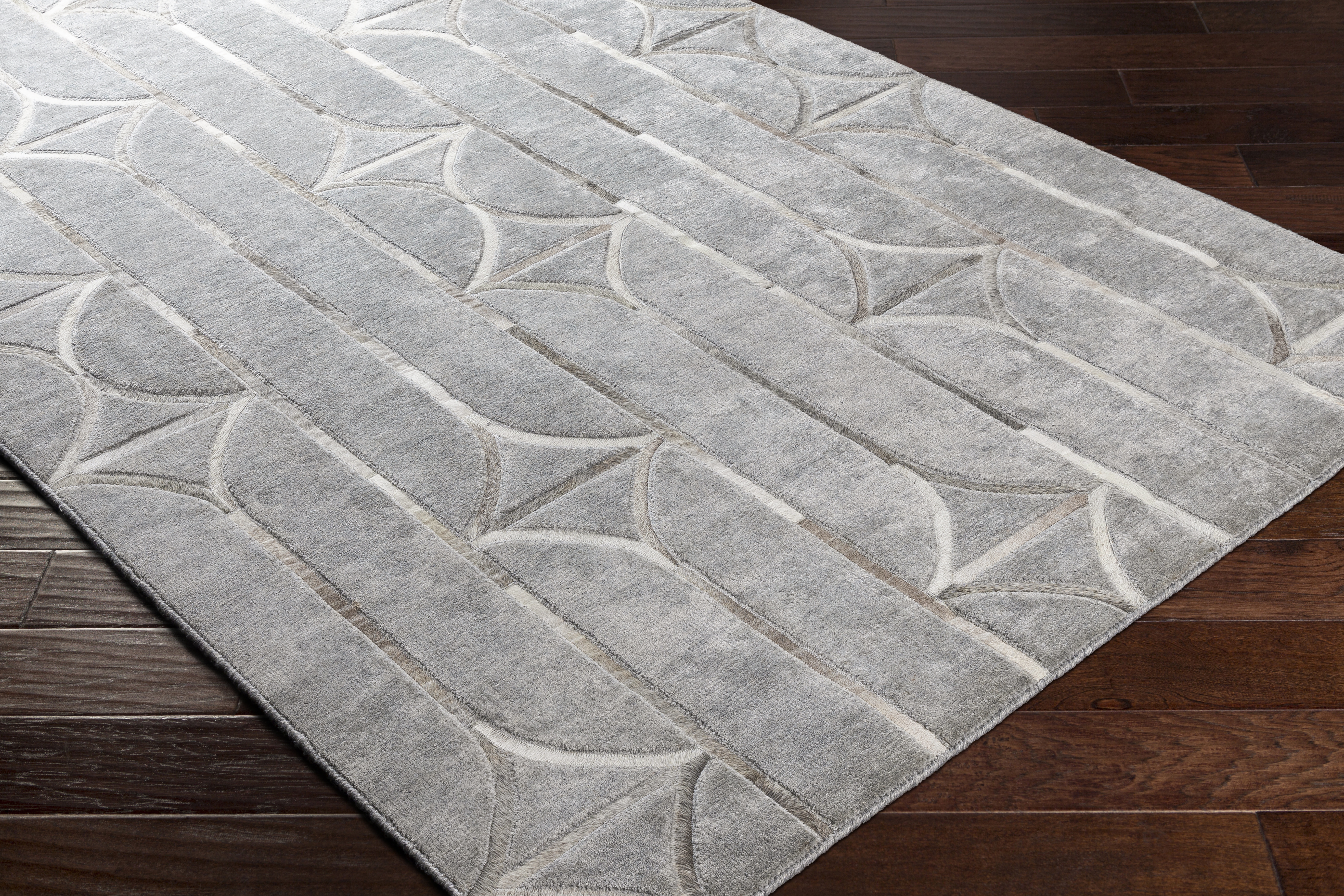 Eloquent Gray Indoor 10' x 14' Handmade Rug - Image 6
