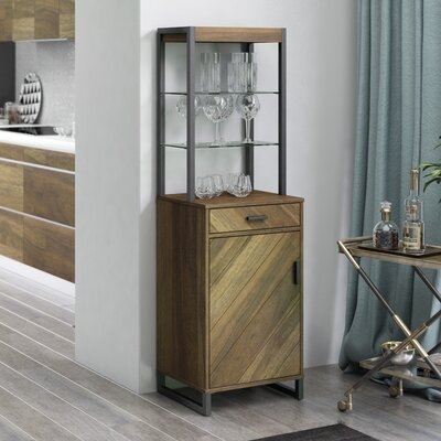 Bernave Bar Cabinet - Image 0