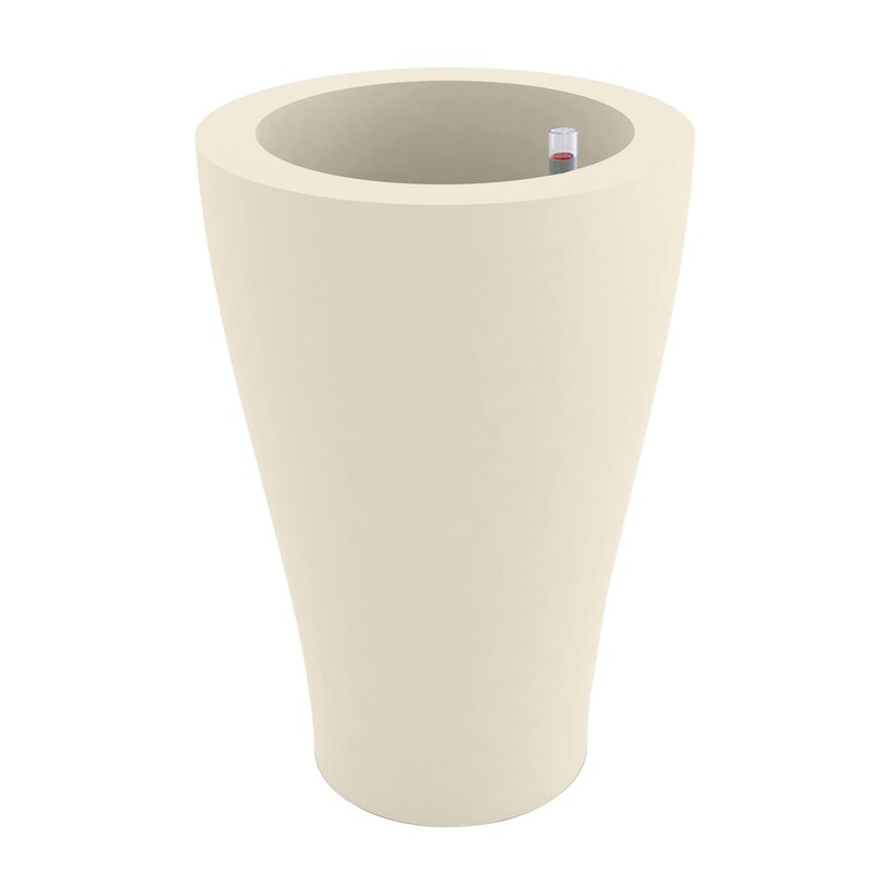 Vondom Curvada Resin Pot Planter - Image 0