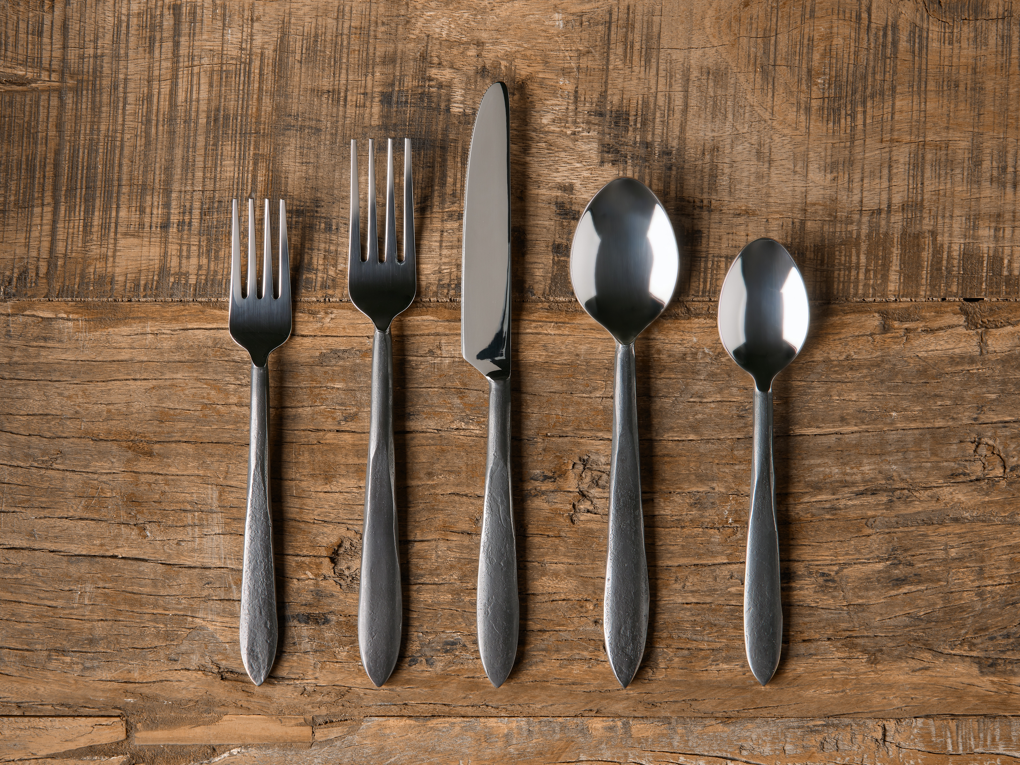 Murray Five Piece Place Setting in Stainless Steel Black - Image 0