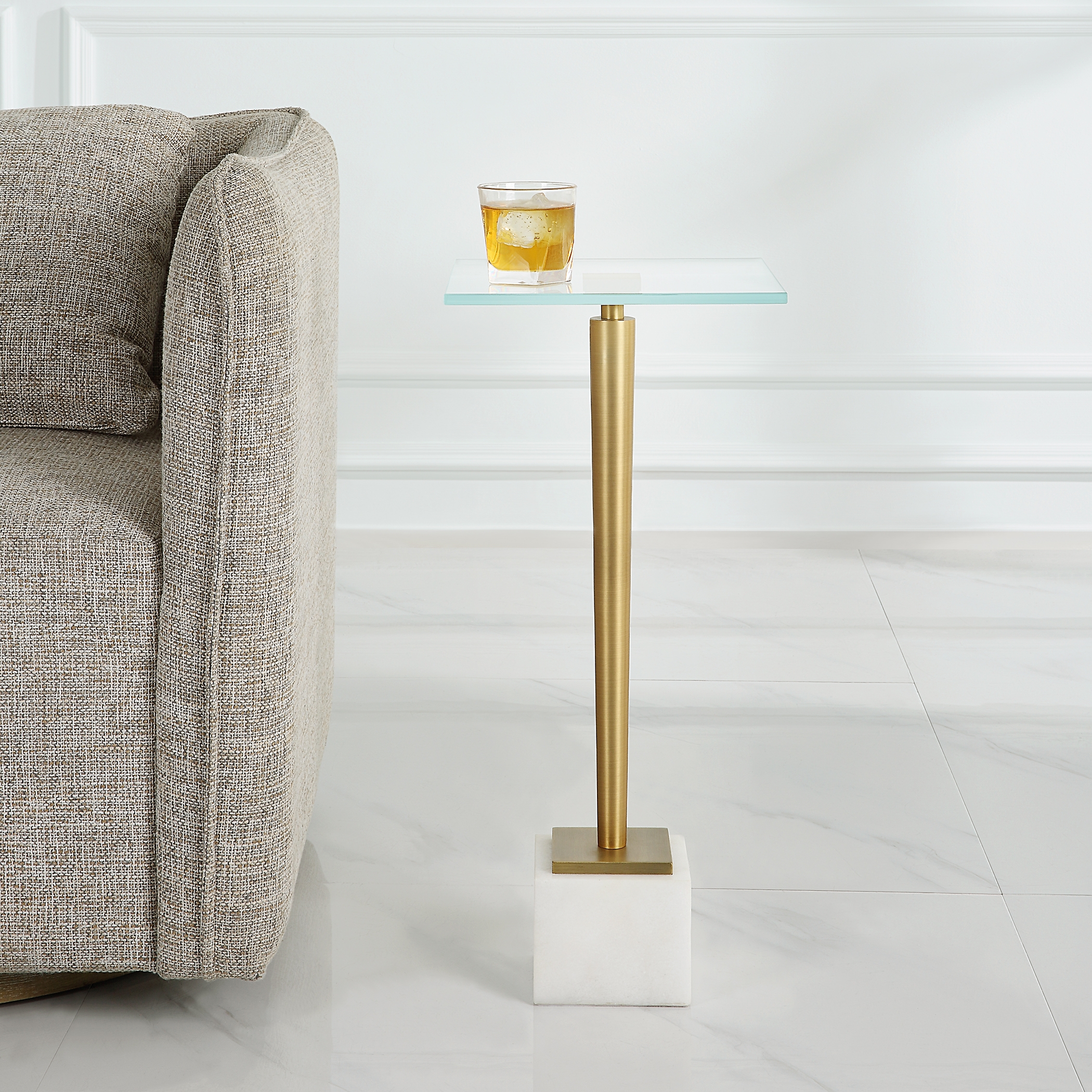 ACCENT FURNITURE - Image 0