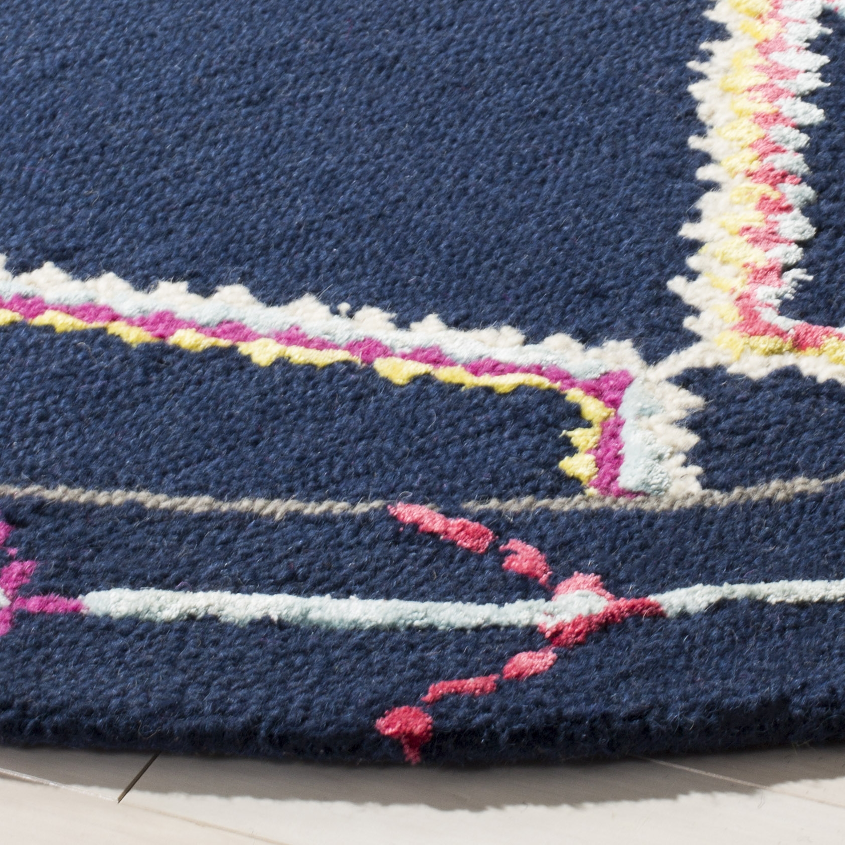 Arlo Home Hand Tufted Area Rug, BLG563N, Navy/Multi,  5' X 5' Round - Image 2