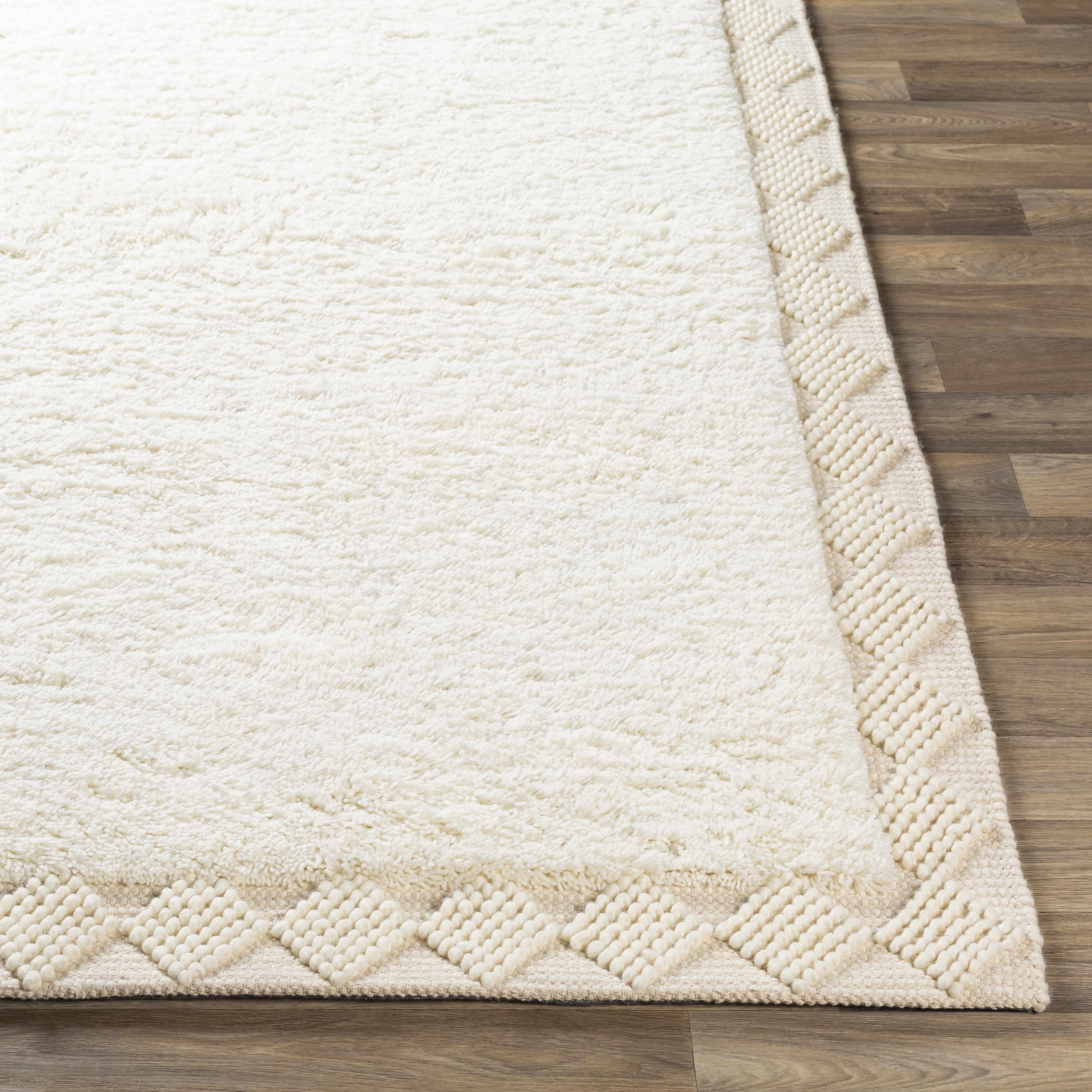 Copenhagen White Indoor 2' x 3' Handmade Rug - Image 2