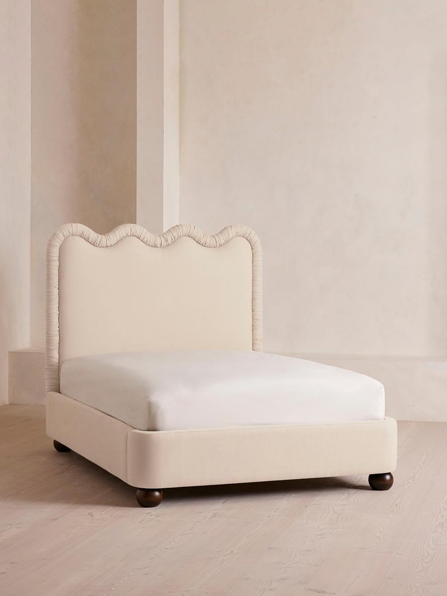 Tristan Bed, Queen, Linen, Bisque, US - Image 0