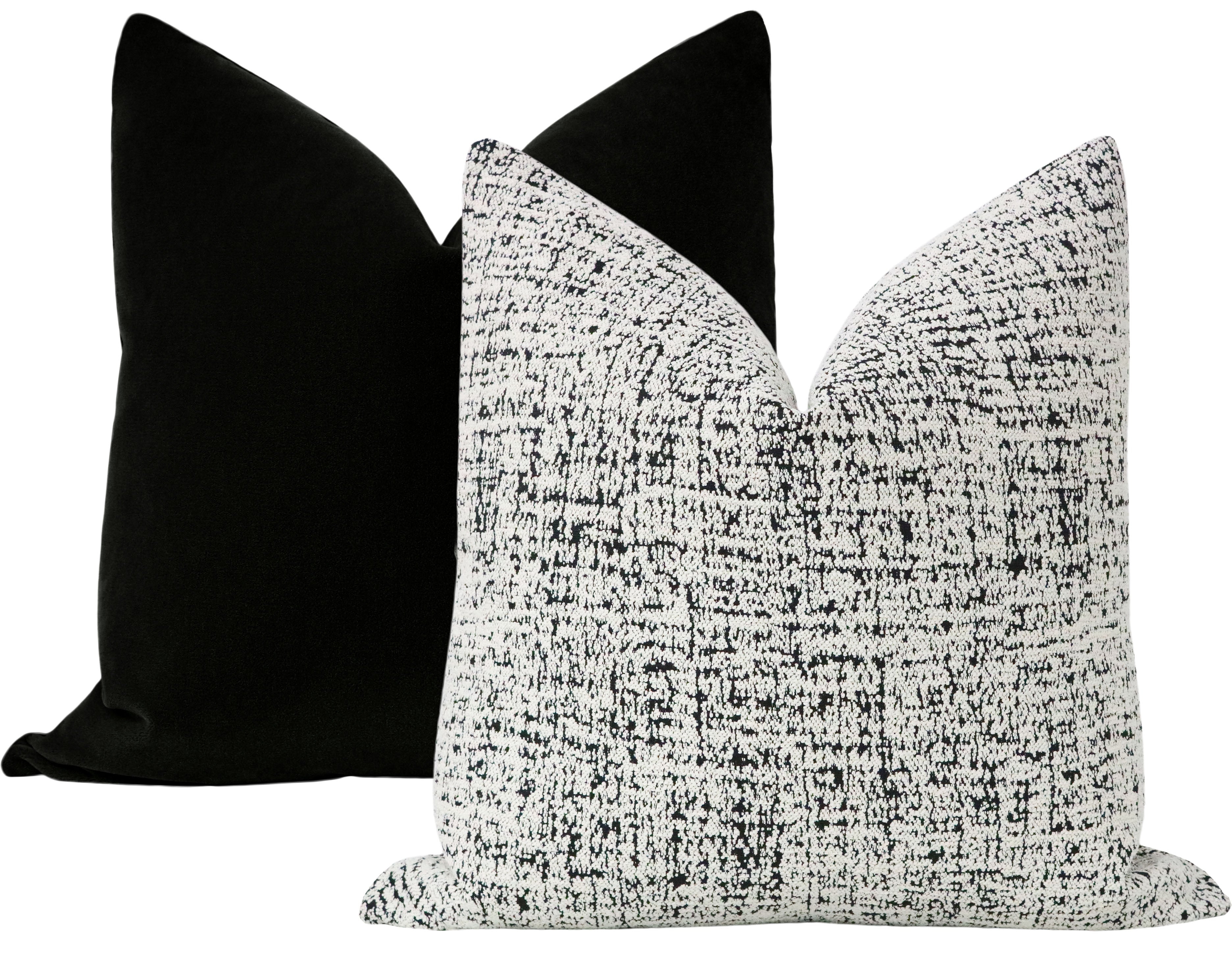 MOHAIR VELVET // CAVIAR - 14" X 36" - Image 3