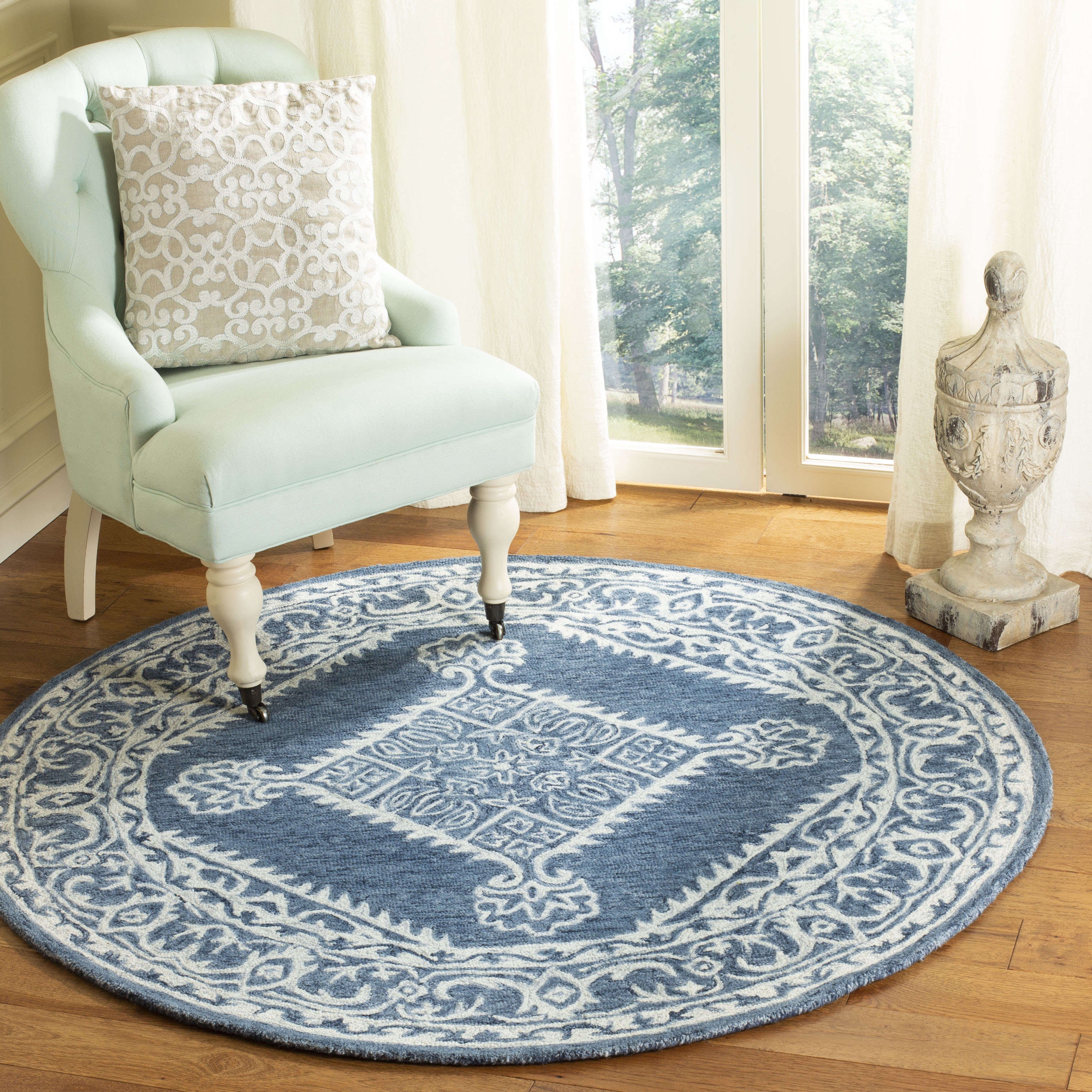 Arlo Home Hand Tufted Area Rug, MLP605M, Blue/Ivory,  5' X 5' Round - Image 1