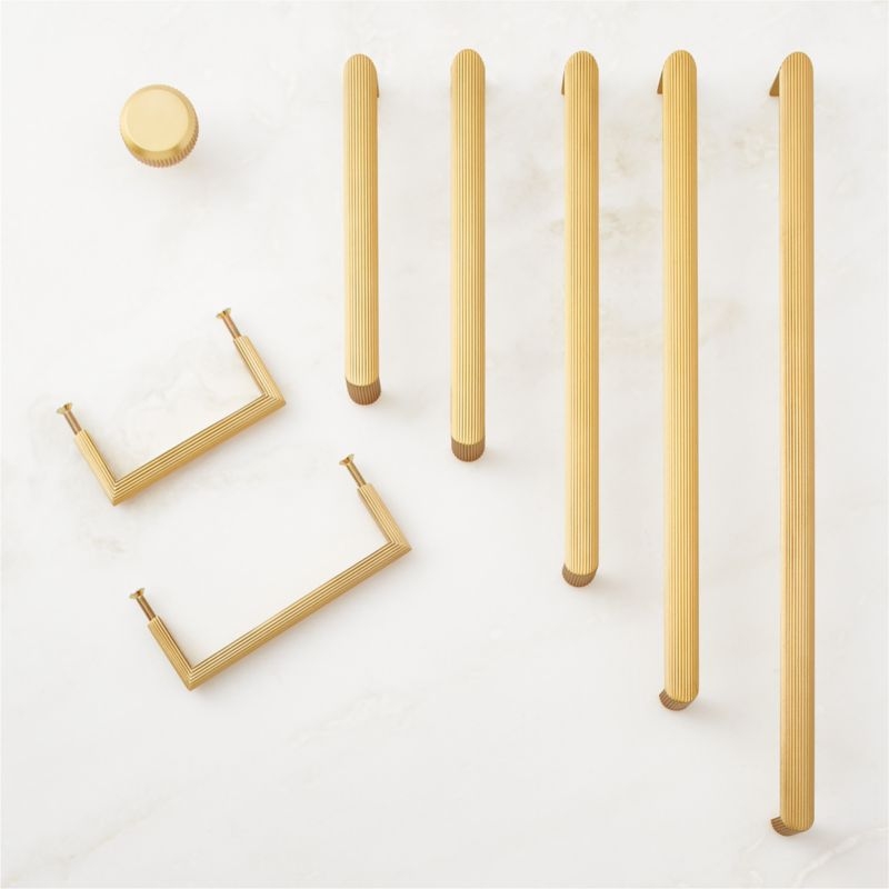 Curveaux Scored Brushed Brass Cabinet Handle 8'' - Image 1