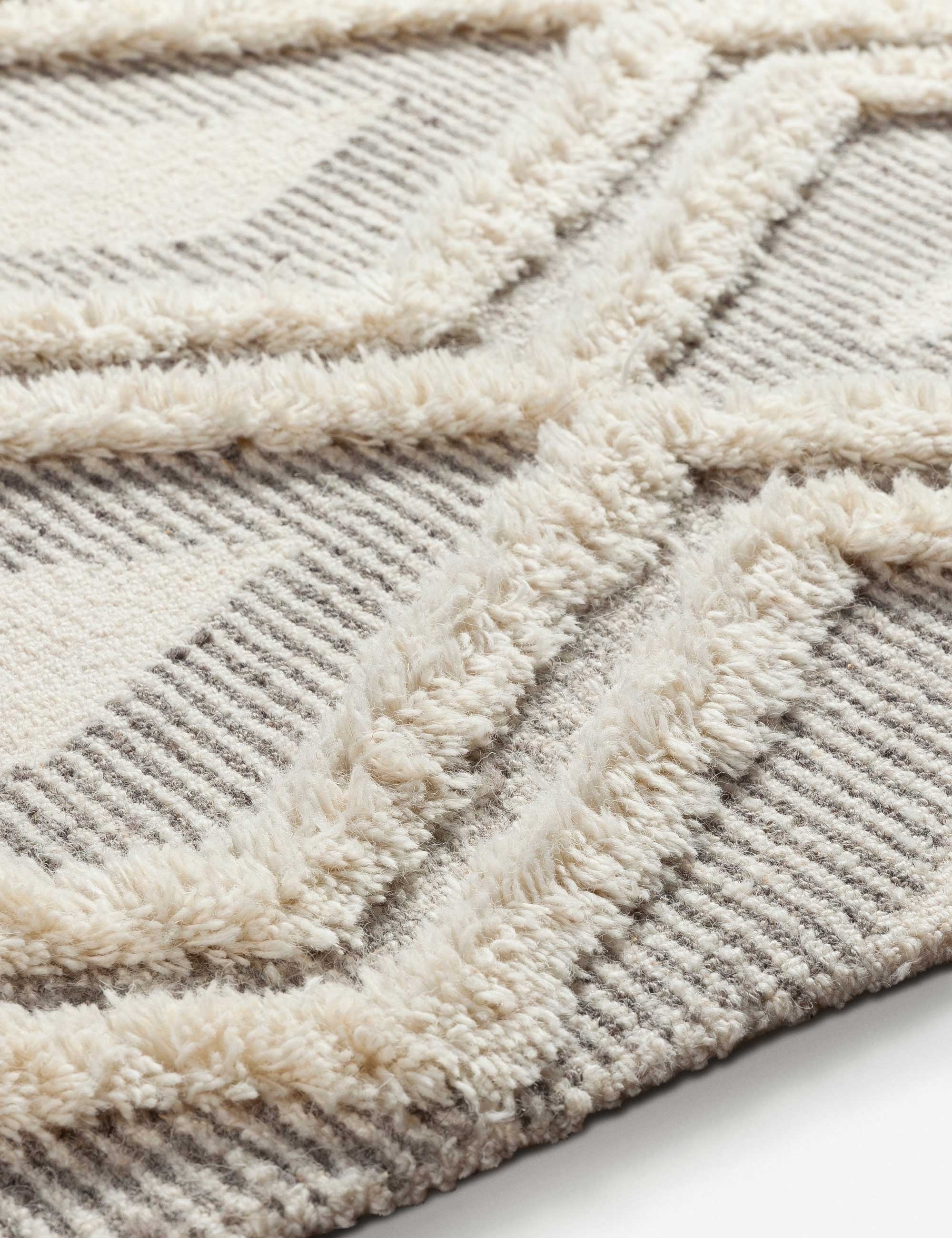 Era Hand-Tufted Wool Rug - Image 5