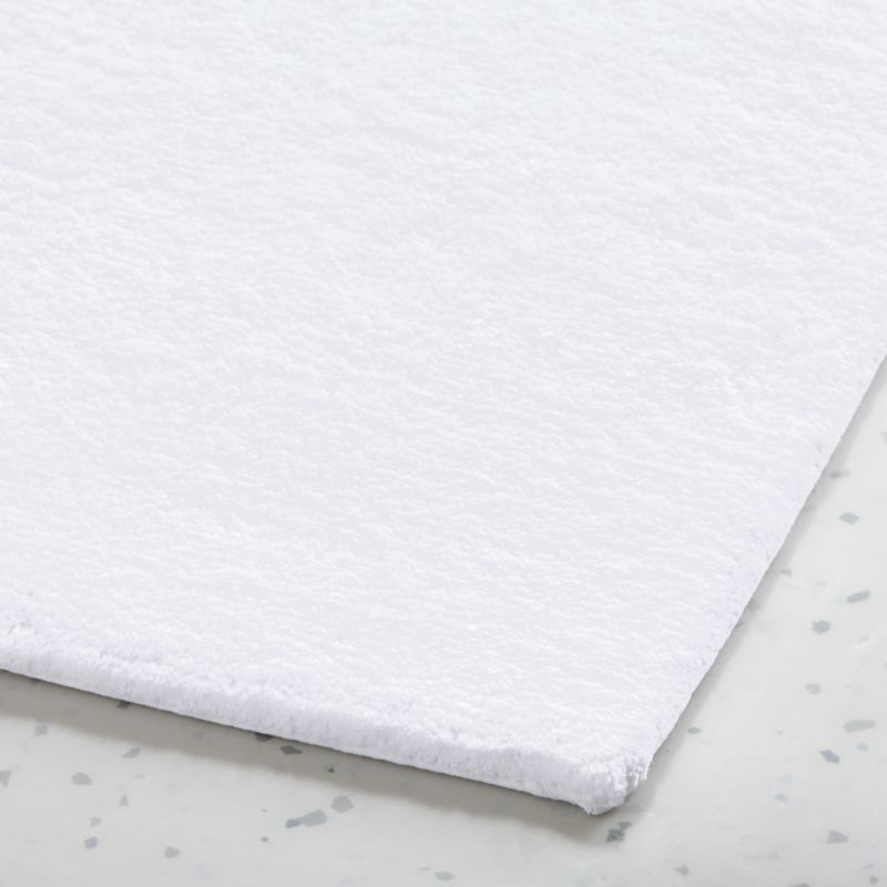 Brooks Organic Cotton White Bath Mat 24"x36" - Image 1