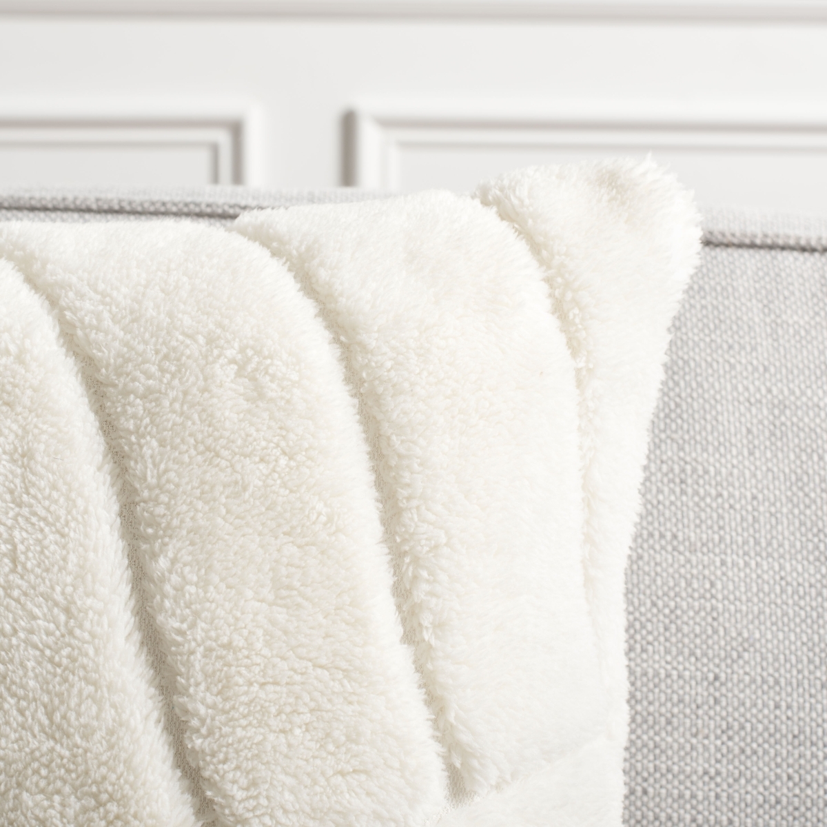 Verli Pillow - Ivory - Image 2