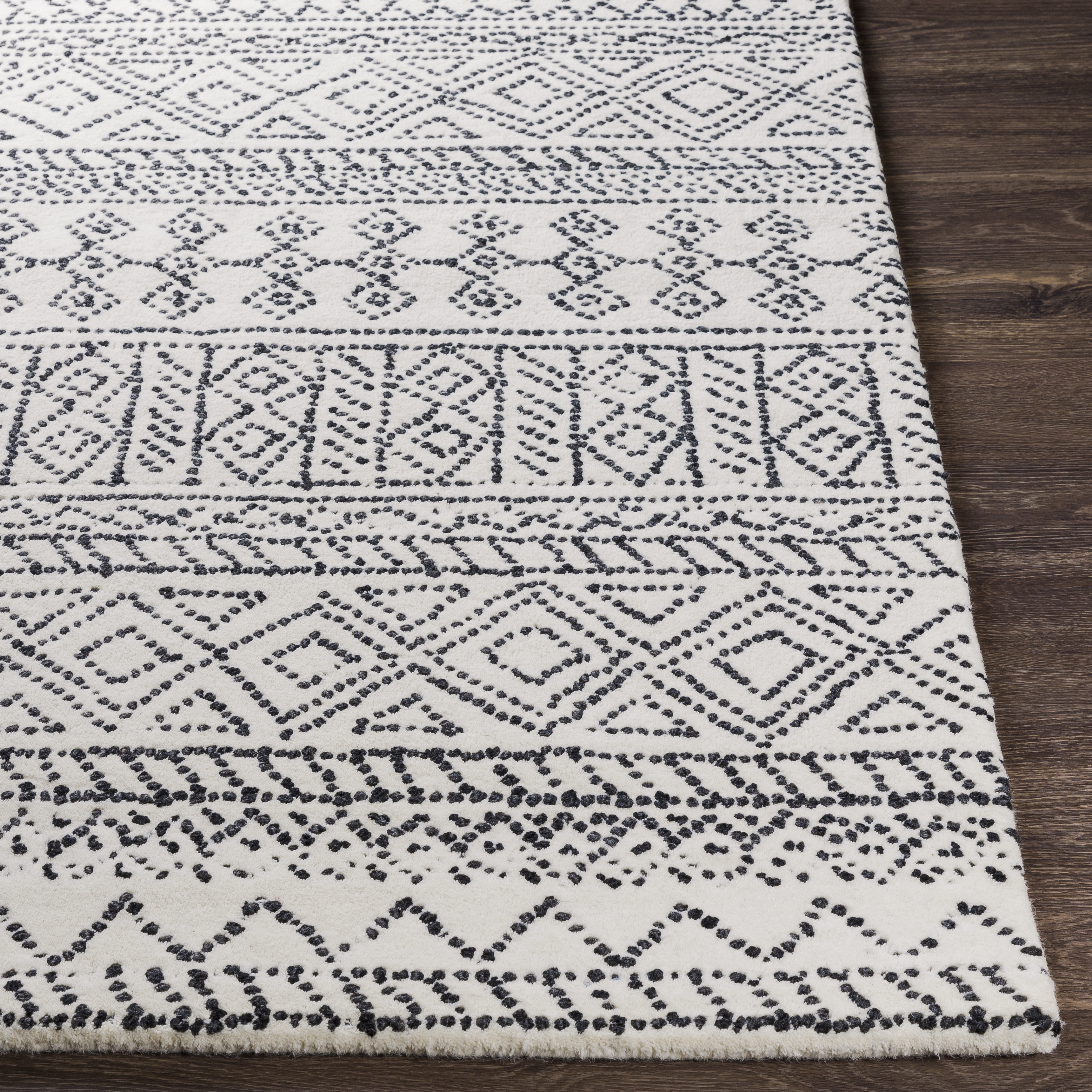 Corfu White Indoor 8'10" x 12' Handmade Rug - Image 2
