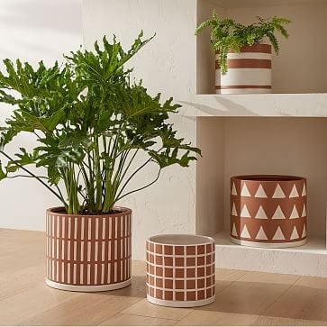 Rio Terracotta Indoor/Outdoor Tabletop Cache Pot, Ceramic, 4"D x 4.25"H, Stripe - Image 1