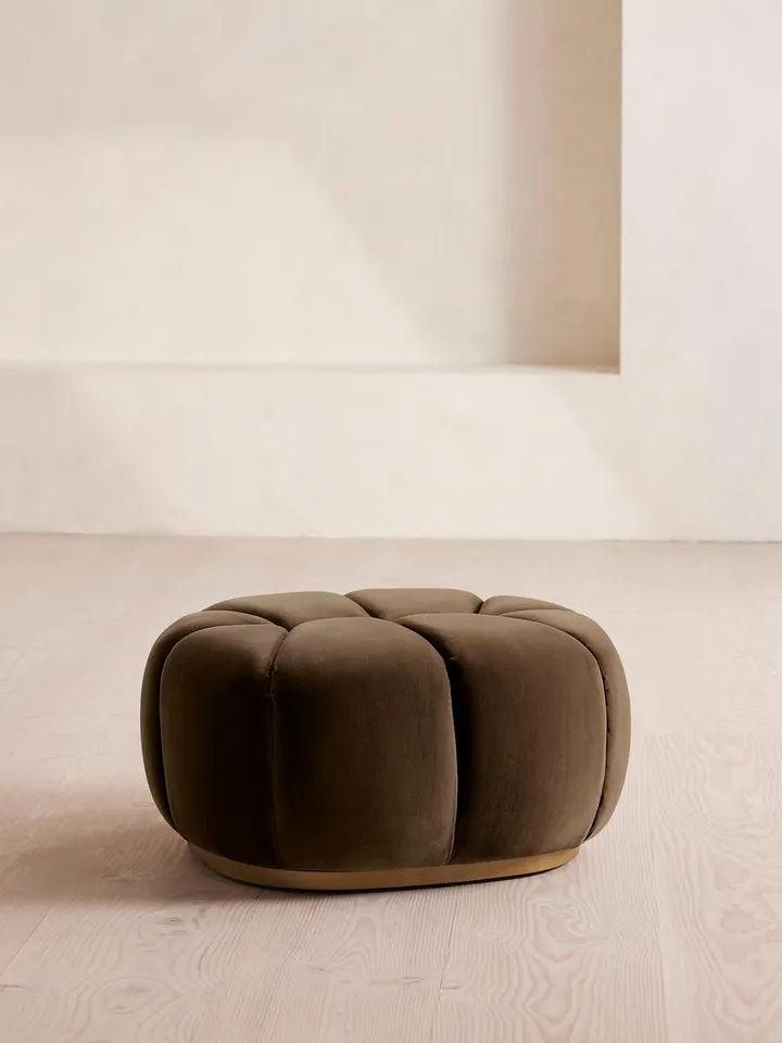 Garret Footstool, Velvet, Chocolate, US