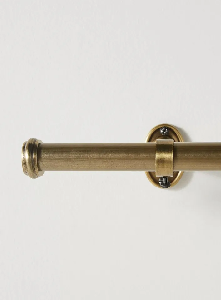 Smithery Curtain Rod