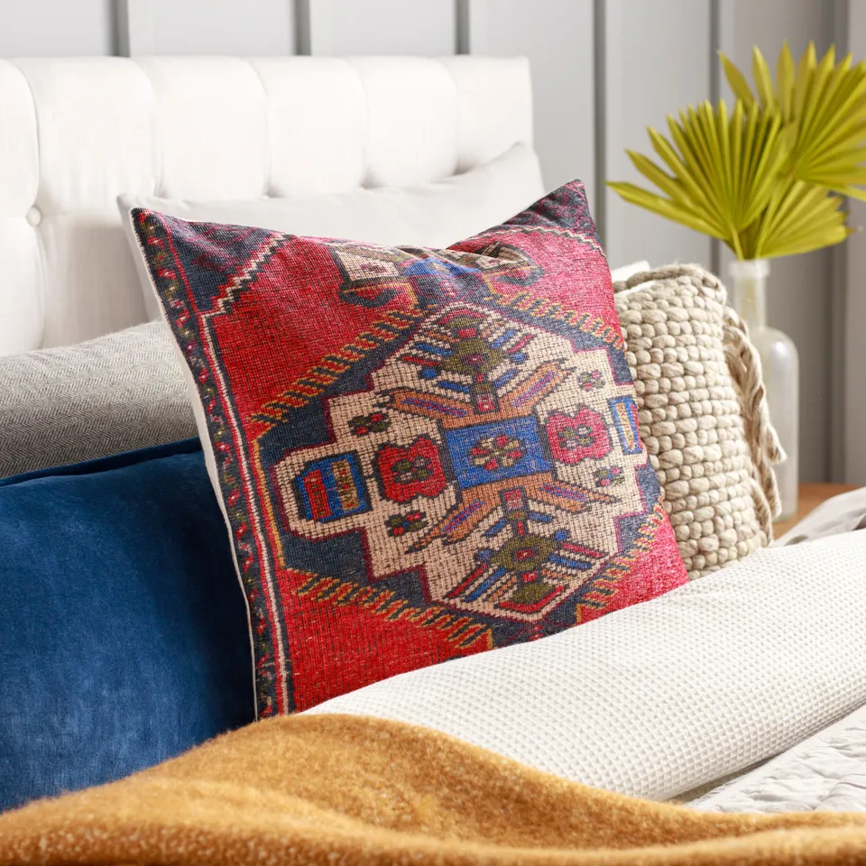 Javed JVD-002 22"L x 22"W Down Filled Pillow