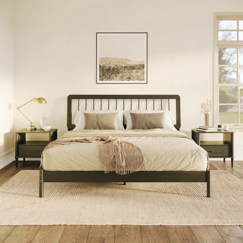 Mid-Century Modern Solid Wood King Spindle Bed – Black