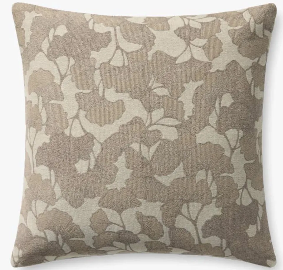 PCJ0032 FAWN IVORY / SILVER 20 x 20 Down-Filled