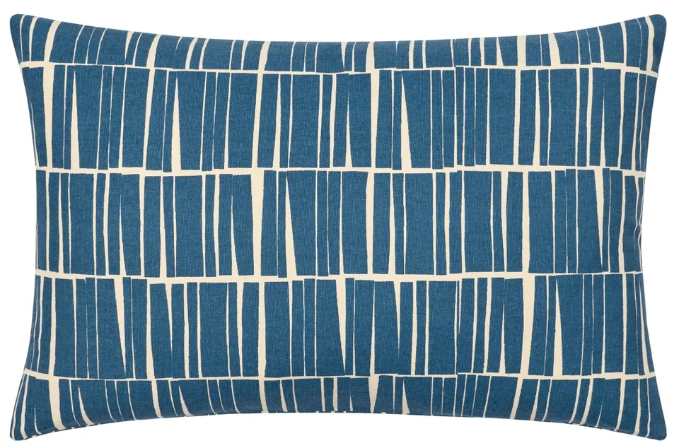 Natur NTR-008 13"L x 20"W Polyester Filled Pillow