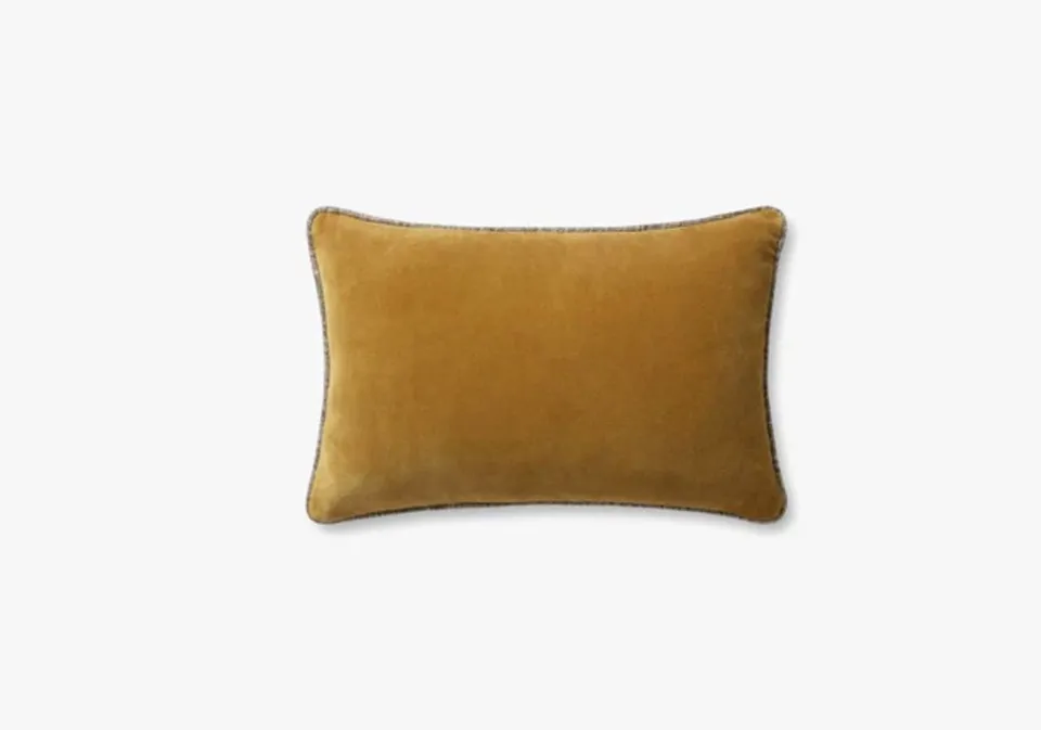 Chris Loves Julia x Loloi Liza Gold 13" x 21" Cover w/Poly