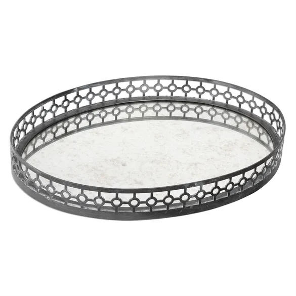Alessandra, Tray