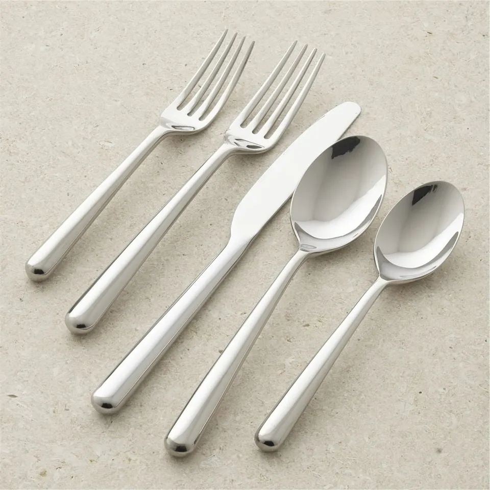 Charlotte Mirror 20-Piece Flatware Set