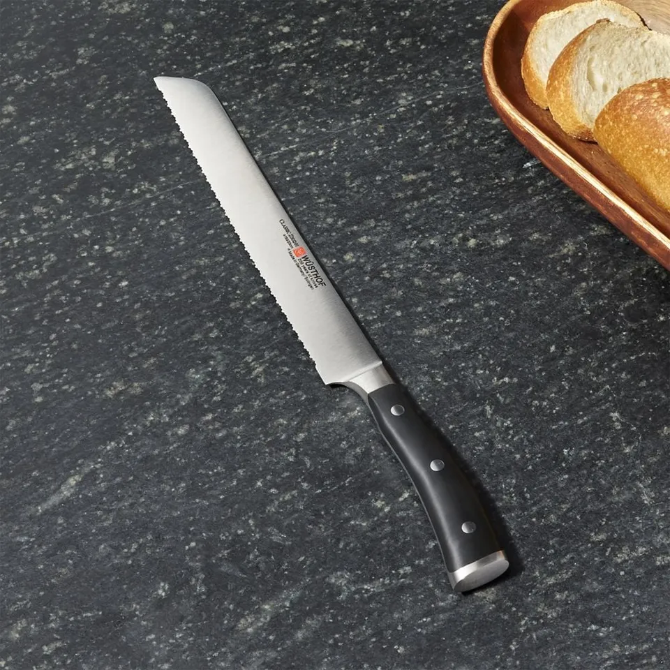 Wusthof ® Classic Ikon Black 9" Double Serrated Bread Knife