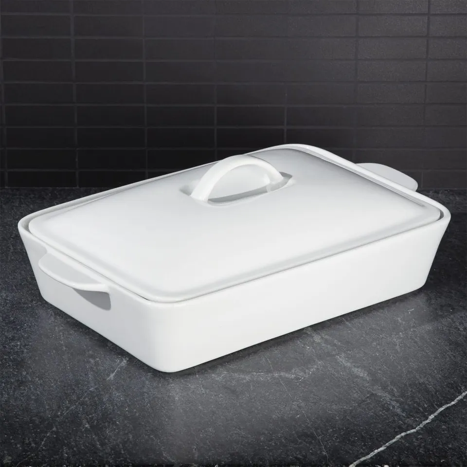 Potluck White Covered Baking Dish