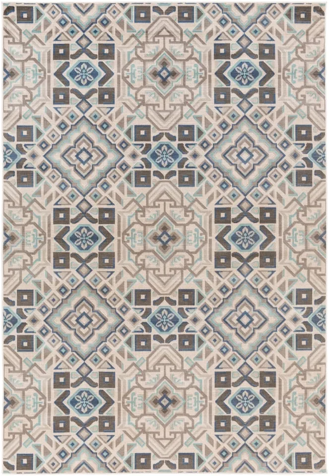 Mavrick 2'2" x 4' Area Rug