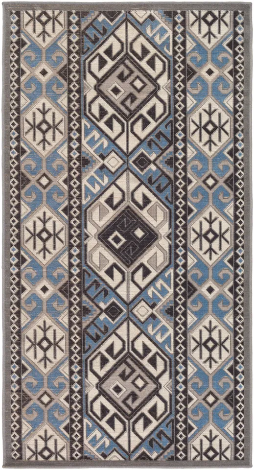 Mavrick 2'8" x 5' Area Rug