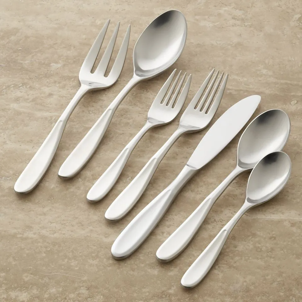 Dune 22-Piece Flatware & Serveware Set