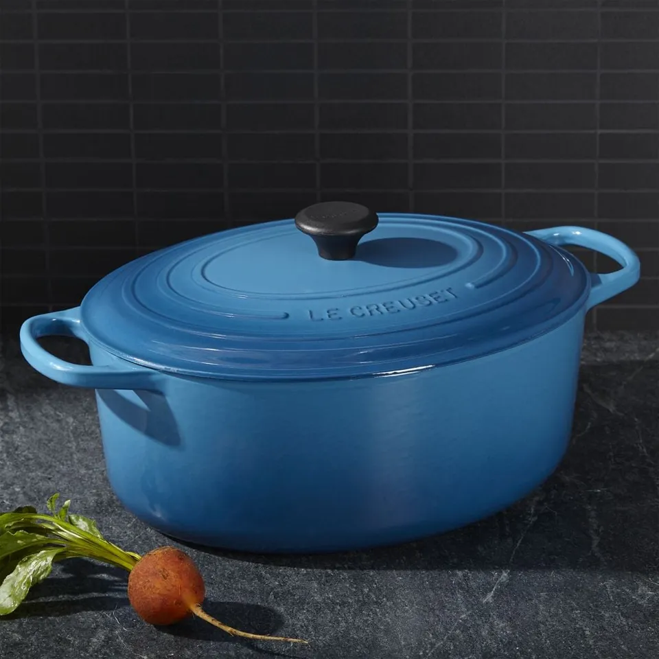 Le Creuset ® Signature 9.5-Qt. Marseille Enameled Cast Iron Oval Dutch Oven