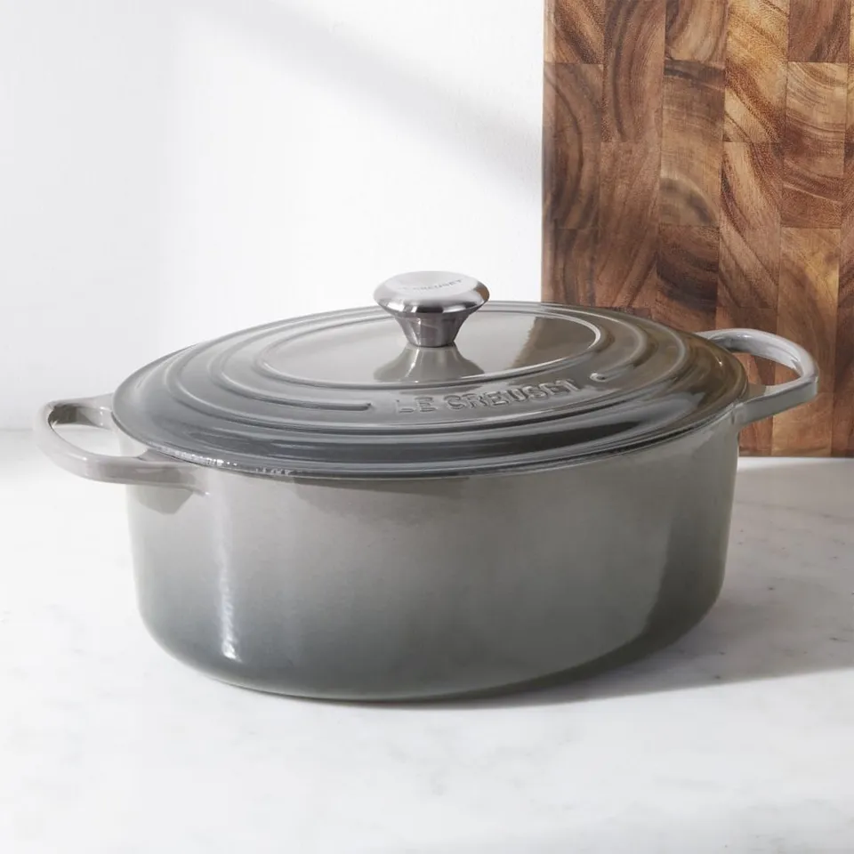 Le Creuset ® Signature Oyster 6.75-Qt. Oval Dutch Oven