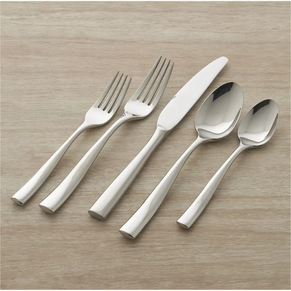 Marin Mirror 20-Piece Flatware Set