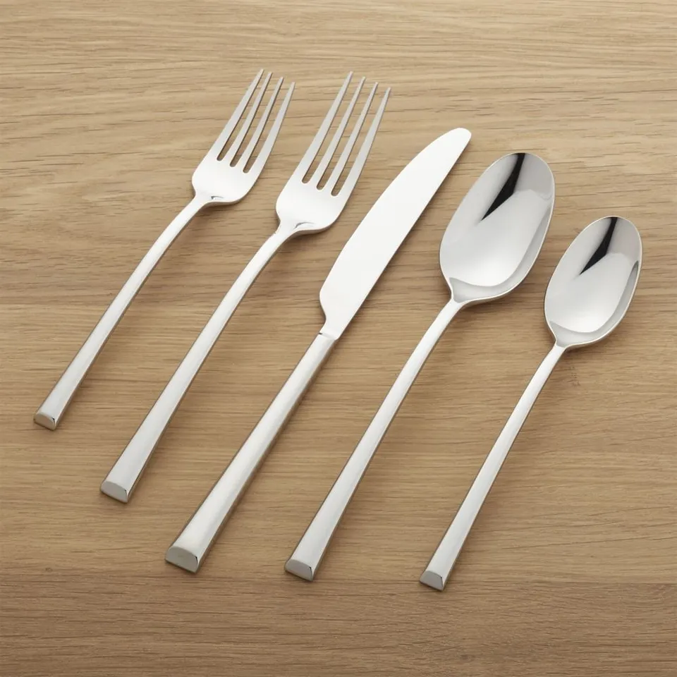 Cortland Mirror 20-Piece Flatware Set