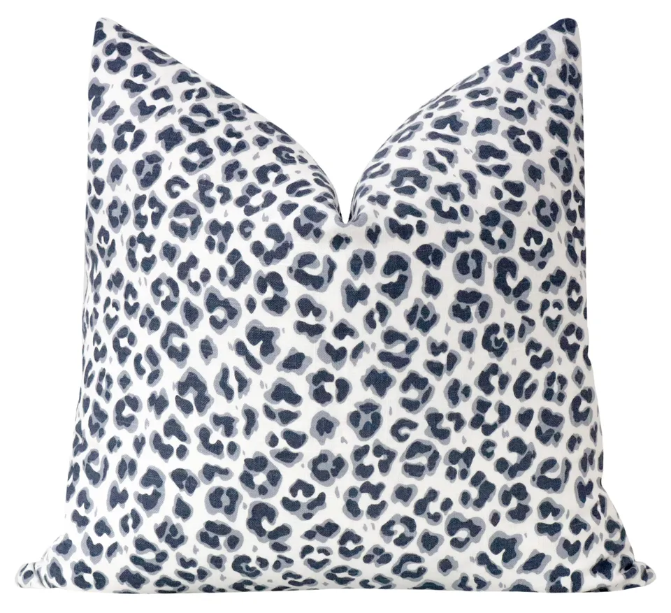 COUGAR LINEN PRINT // NAVY BLUE - 20" X 20"