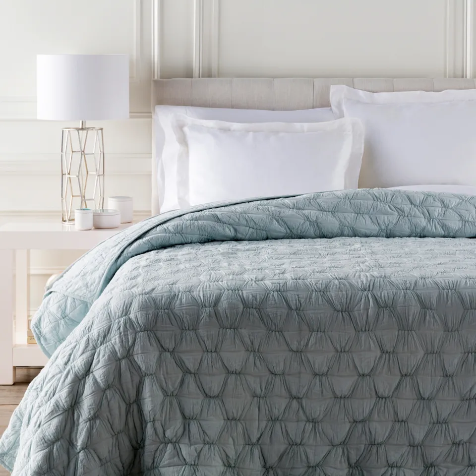 Melissa Bedding, Twin
