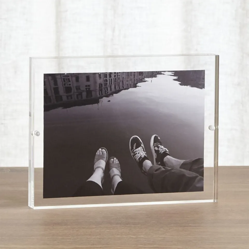 Acrylic 6x8 Block Tabletop Picture Frame