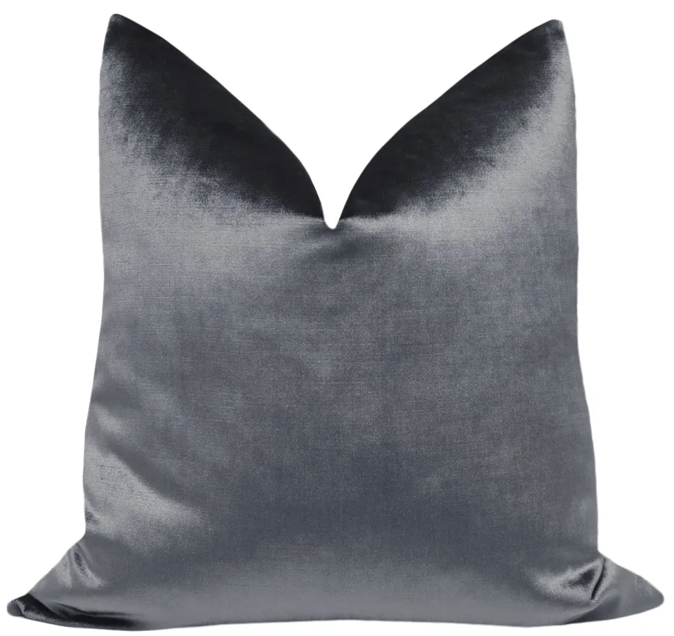 FAUX SILK VELVET // GRAPHITE - 24" X 24"