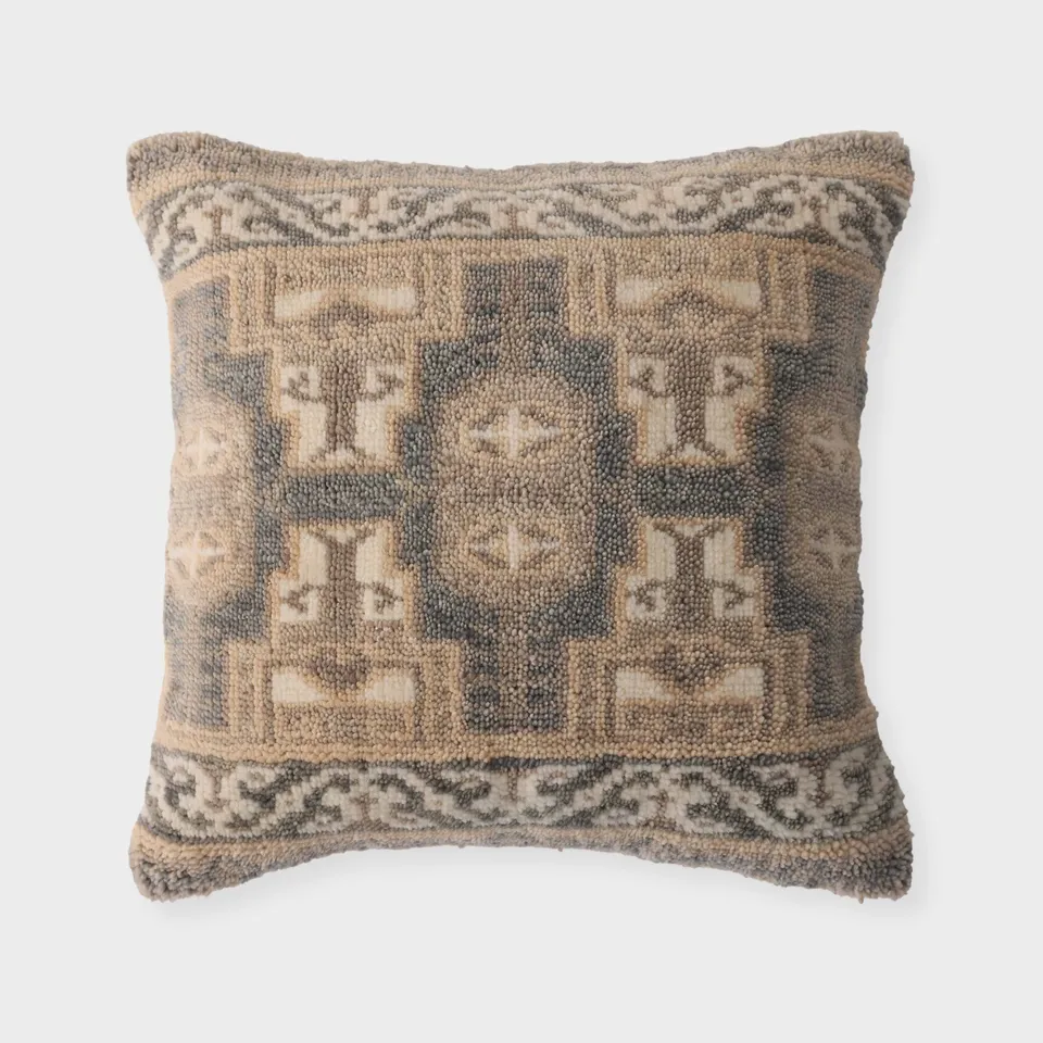 The Citizenry Hana Hand-Knotted Pillow | 20x20 | Blue