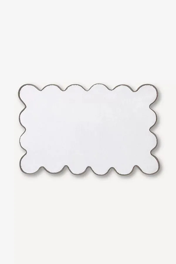 Chairish Scallop Edge Bath Mat