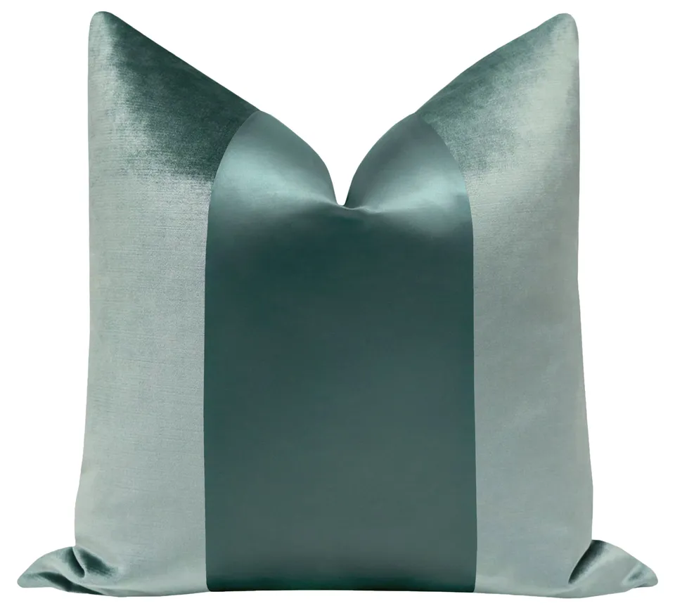 PANEL MONOCHROMATIC :: FAUX SILK VELVET // TURKISH BLUE - 14" X 36"