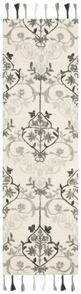 Arlo Home Hand Hooked Area Rug, SZN204A, Ivory/Grey,  2' 3" X 8'