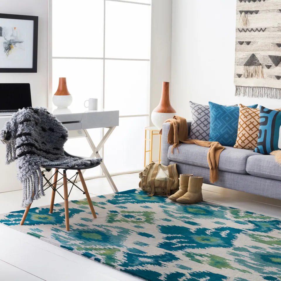 Geology Green Indoor 9' x 13' Handmade Rug