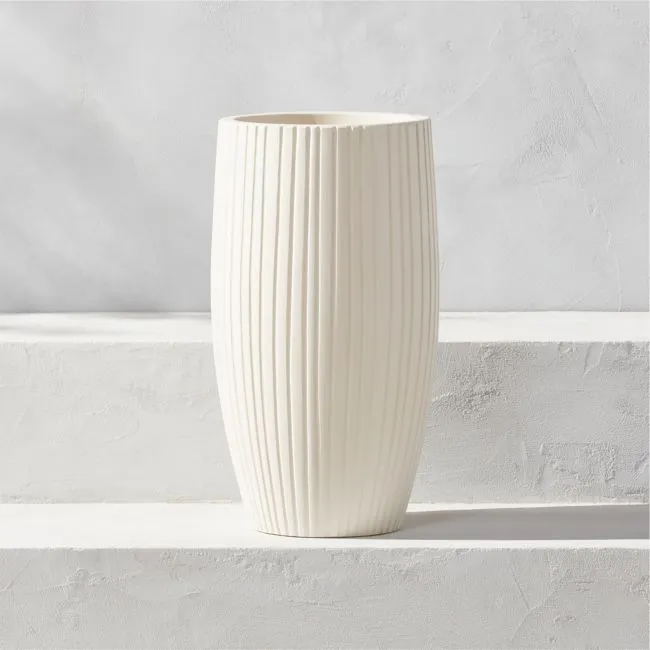 Zadie White Resin Indoor/Outdoor Medium Planter 19.75"H