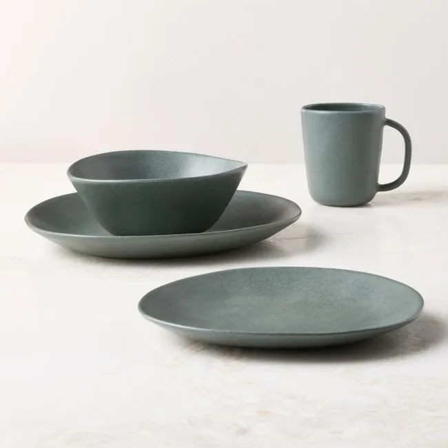 Selene 4-Piece Green Stoneware Dinnerware Set with Soup Bowl