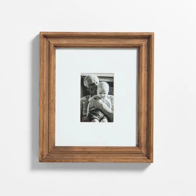 Belfast Natural Oak Wood 4x6 Wall Picture Frame with Interchangeable Mats