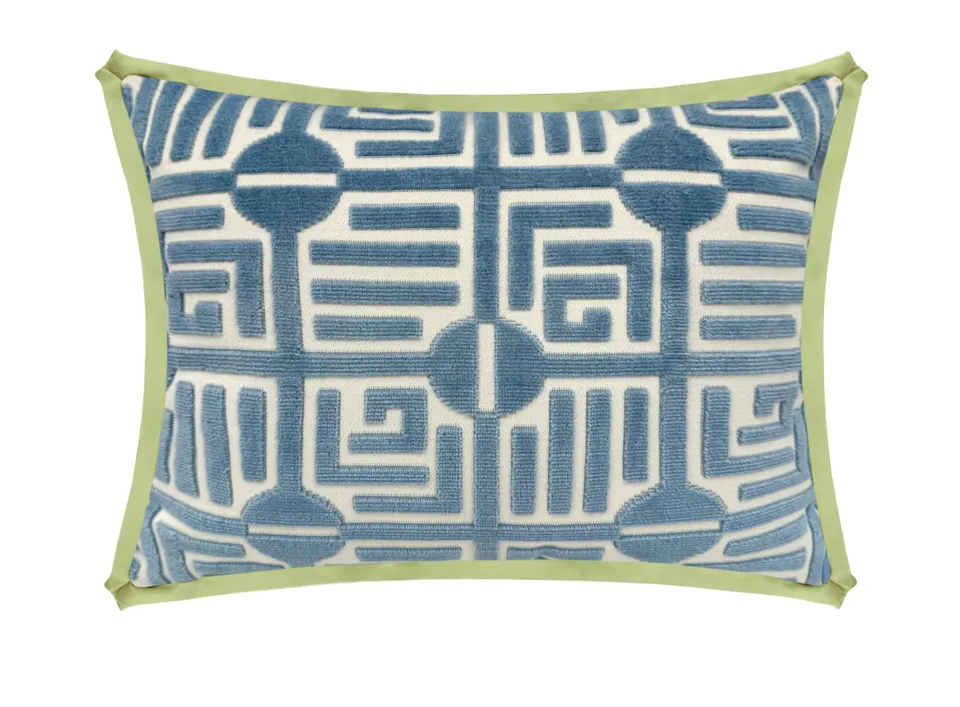 THE MINI :: LABYRINTH VELVET // BLUE | THIBAUT - SWATCH 4" X 4" / CORDING / Celadon