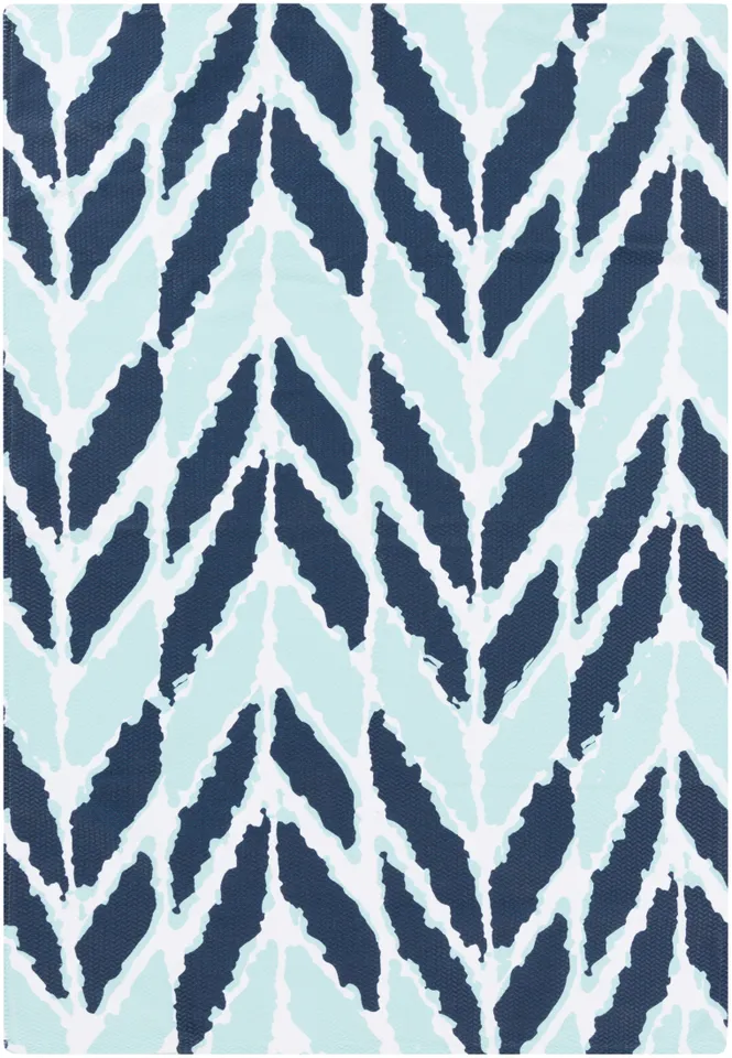 Cape Cod Blue Outdoor 2' x 3' Machine Woven Rug