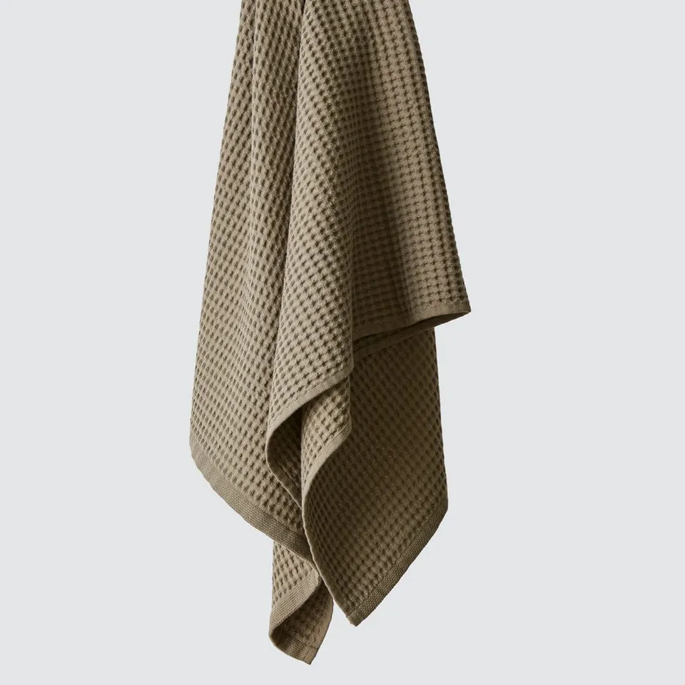 The Citizenry Mara Organic Waffle 2 Face Towels | Olive