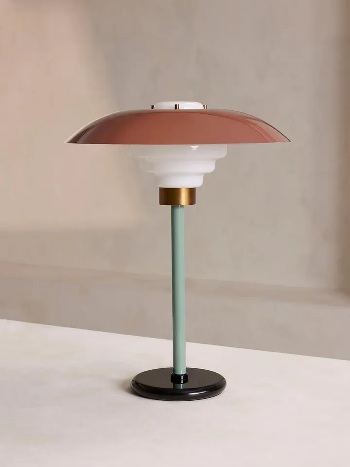 Fleur Table Lamp, US